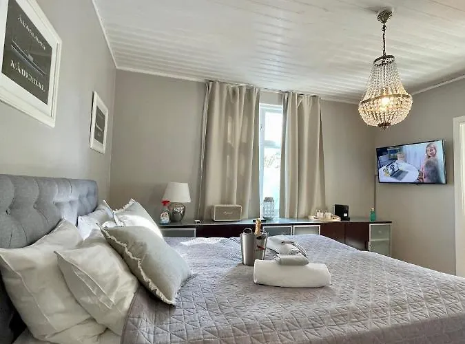 بيت ضيافة Kapteenin Saunamoekki ناتالي